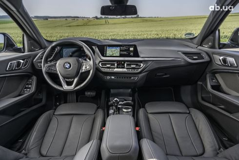 BMW 1 серия 2023 - фото 6