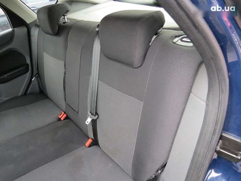 Ford Focus 2011 - фото 11