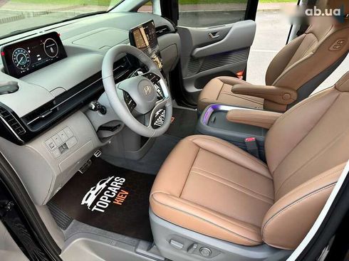 Hyundai Staria 2025 - фото 27