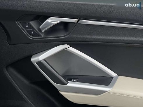 Audi Q3 2019 - фото 28