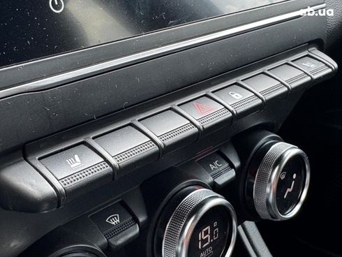 Renault Captur 2021 белый - фото 16