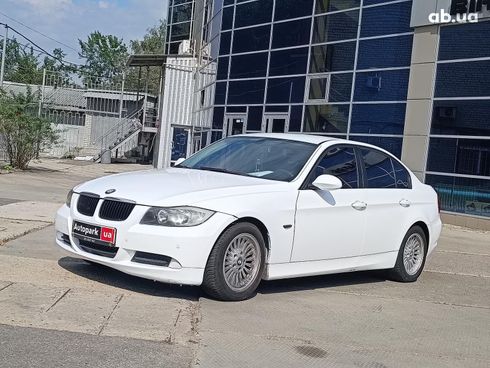 BMW 3 серия 2005 белый - фото 1