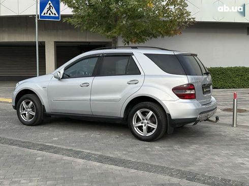 Mercedes-Benz M-Класс 2008 - фото 7