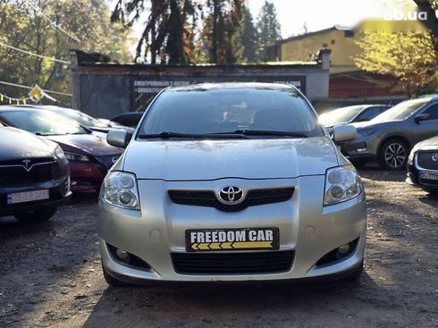 Toyota Auris 2007 - фото 3