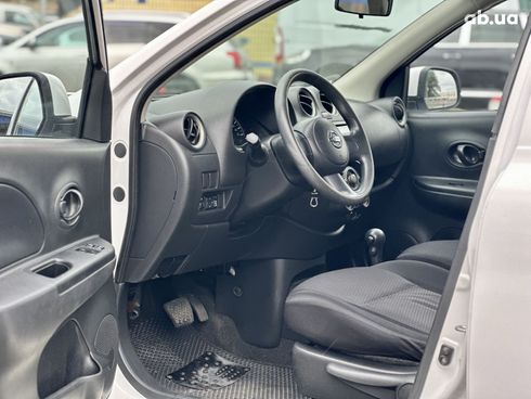Nissan Micra 2013 белый - фото 9