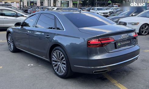 Audi A8 2016 - фото 11