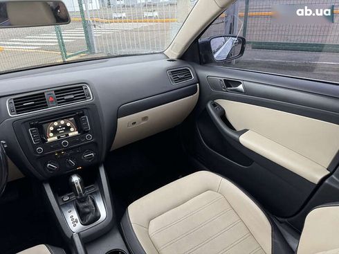 Volkswagen Jetta 2012 - фото 26