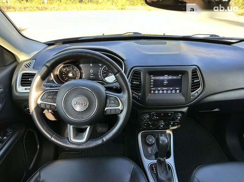 Jeep Compass 2017 - фото 10