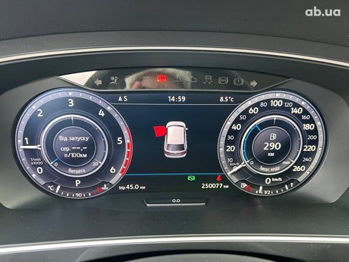 Volkswagen Tiguan 2017 серый - фото 21