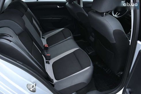 Skoda Fabia 2015 - фото 28