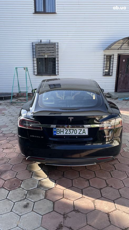 Tesla Model S 2014 черный - фото 4