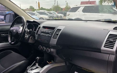 Mitsubishi Outlander 2013 - фото 21