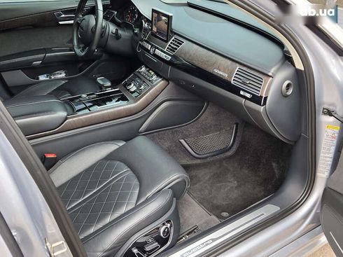 Audi A8 2017 - фото 10