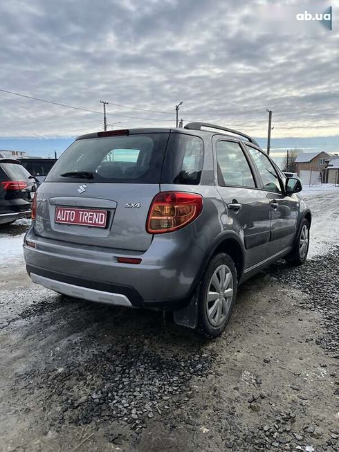 Suzuki SX4 2010 - фото 4