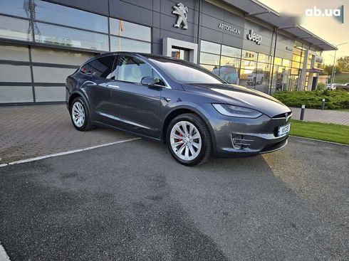 Tesla Model X 2018 - фото 5