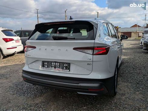 Skoda Enyaq 2023 - фото 7