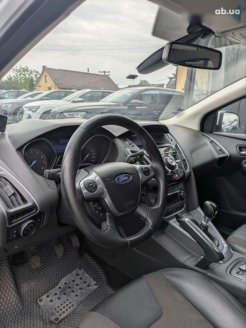 Ford Focus 2011 - фото 12