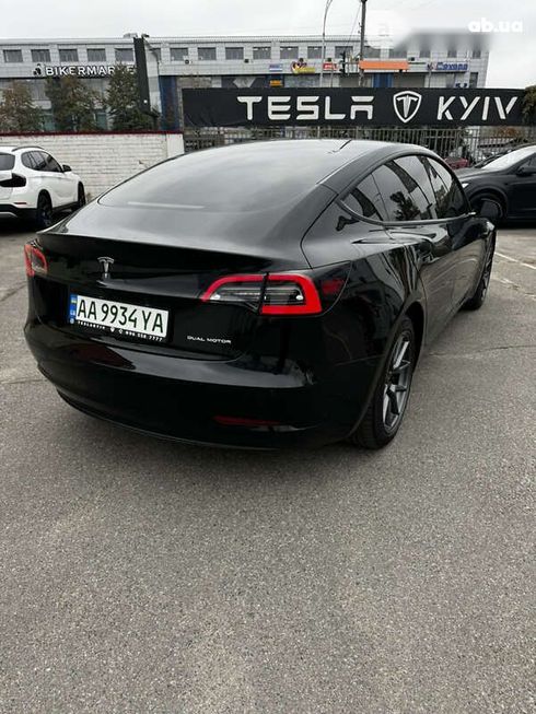 Tesla Model 3 2021 - фото 20