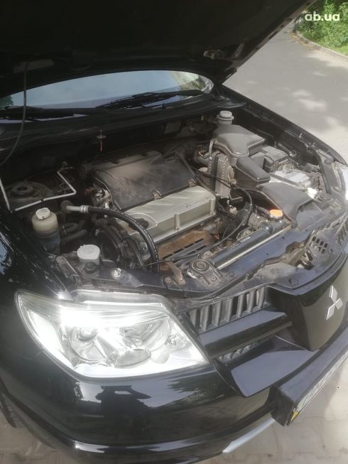 Mitsubishi Outlander 2005 черный - фото 5