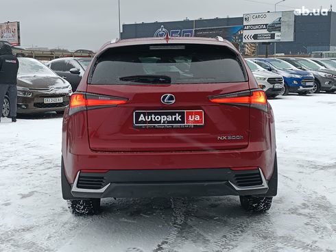 Lexus NX 2020 красный - фото 10