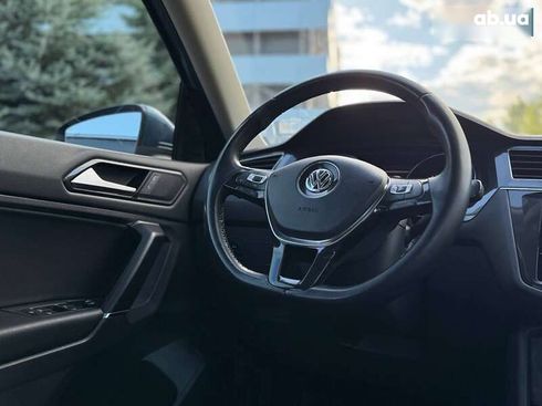 Volkswagen Tiguan 2018 - фото 25