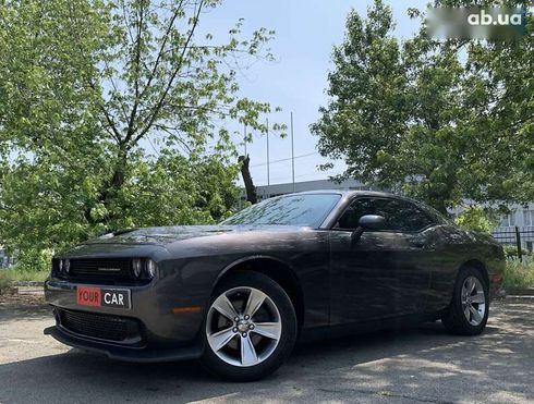 Dodge Challenger 2020 - фото 6