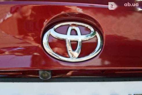 Toyota C-HR 2017 - фото 14