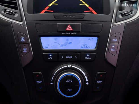 Hyundai Santa Fe 2012 - фото 25