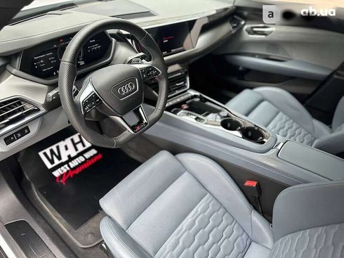 Audi RS e-tron GT 2021 - фото 13