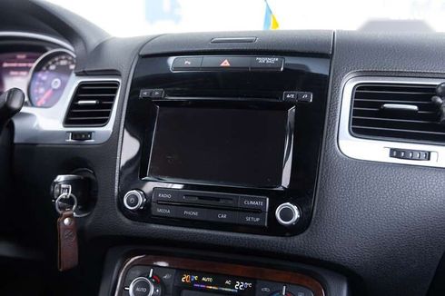 Volkswagen Touareg 2011 - фото 21