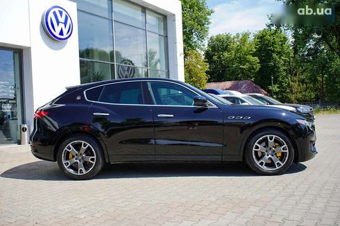 Maserati Levante 2018 - фото 12