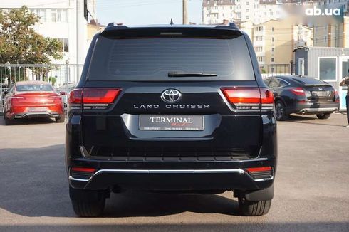 Toyota Land Cruiser 2022 - фото 6