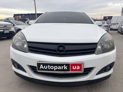 Opel Astra 2006 белый - фото 2