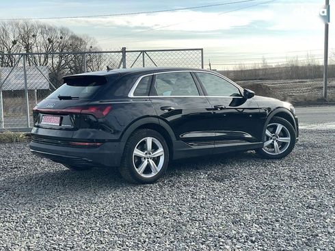 Audi E-Tron 2021 - фото 5