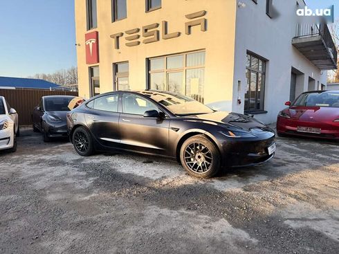 Tesla Model 3 2024 - фото 19