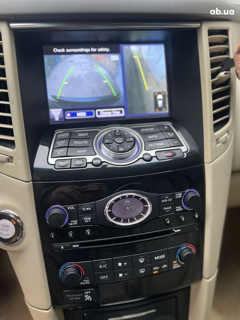 Infiniti QX70 2016 черный - фото 18