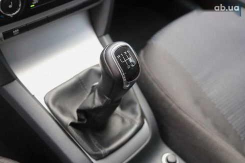 Skoda Octavia 2011 - фото 18