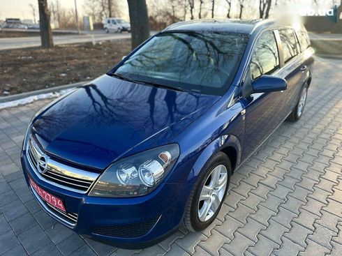 Opel Astra 2010 - фото 3