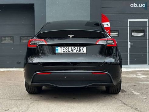 Tesla Model Y 2023 - фото 8