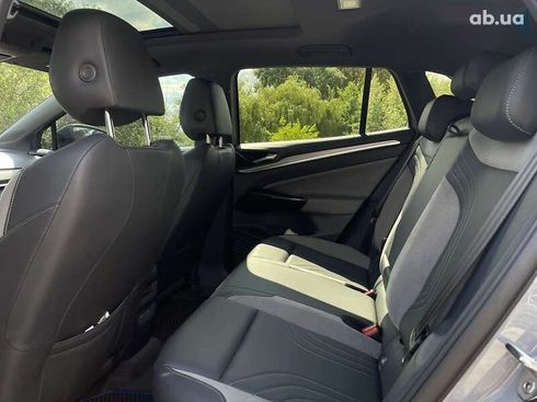 Volkswagen ID.4 2021 - фото 24