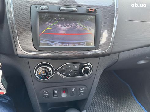Renault Sandero Stepway 2020 синий - фото 14