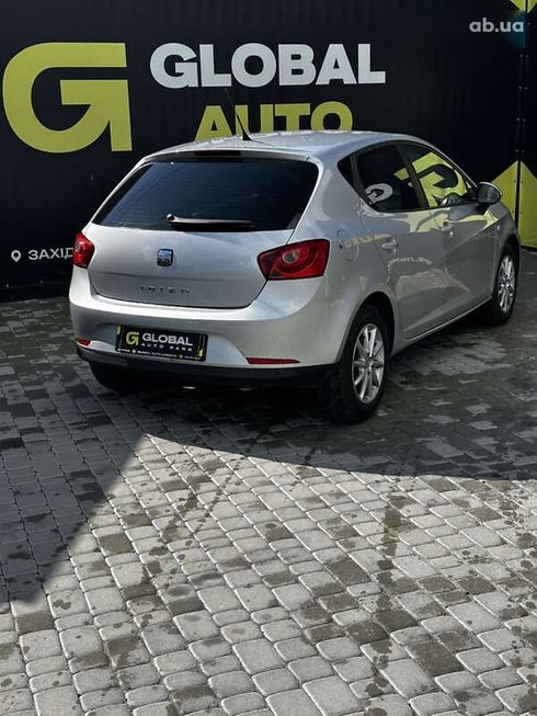 SEAT Ibiza 2011 - фото 18