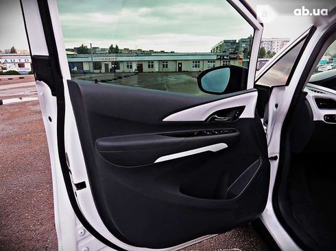 Chevrolet Bolt 2021 - фото 11
