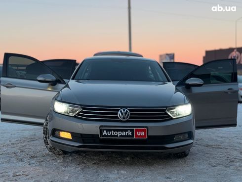 Volkswagen Passat 2016 серый - фото 26