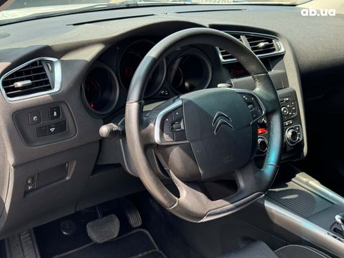 Citroёn C4 2014 белый - фото 16