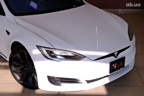 Tesla Model S 2016 белый - фото 3