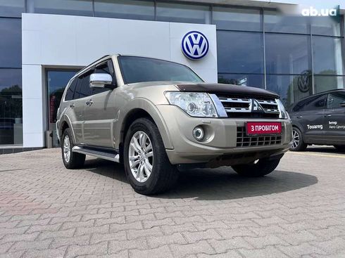 Mitsubishi Pajero 2012 - фото 10