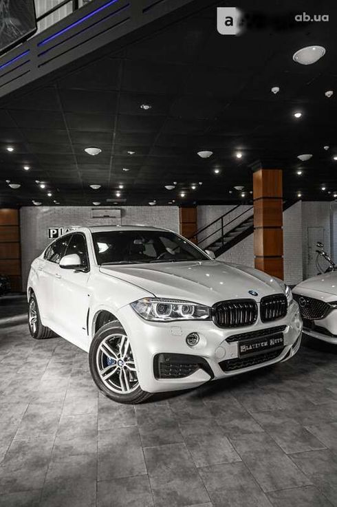 BMW X6 2016 - фото 12