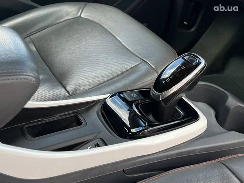 Chevrolet Bolt 2020 серый - фото 17