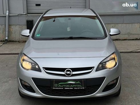 Opel Astra 2012 - фото 4